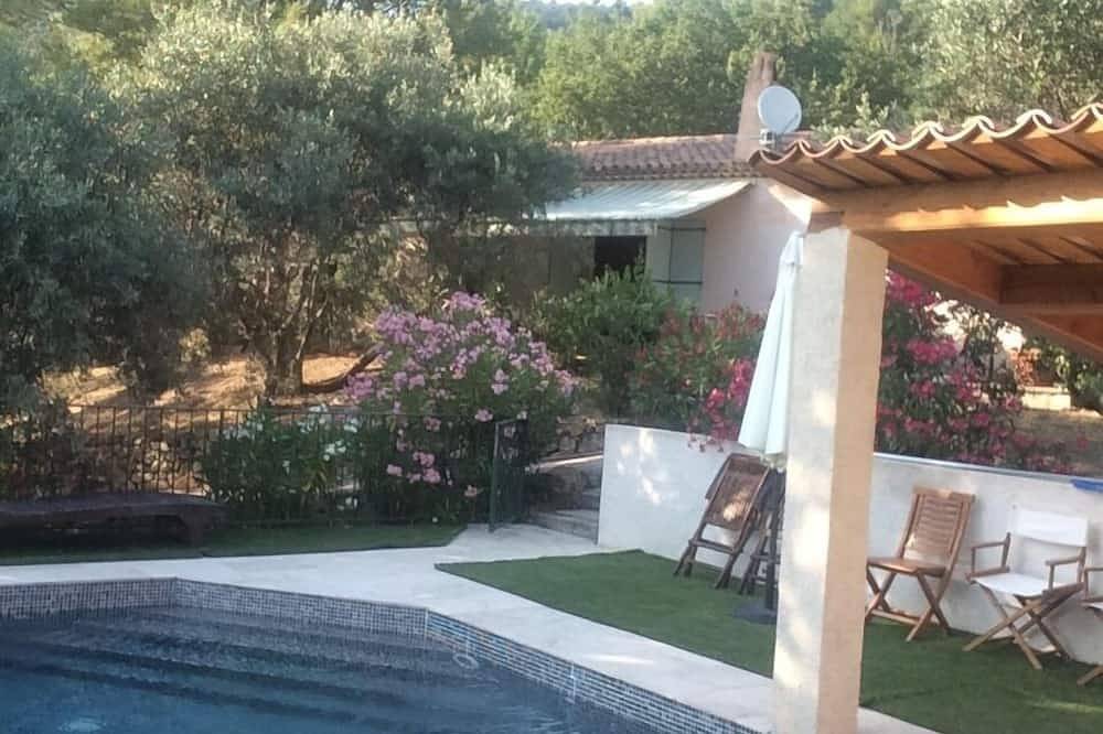\"Superb Experience\" Modern Villa, Huge Garden, Close To Village in Seillans, Région de Draguignan