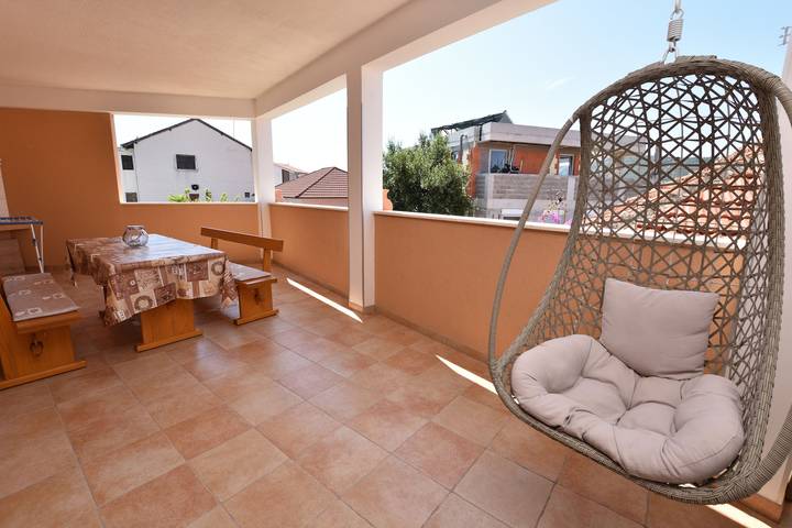 Ferienwohnung für 5 Personen, mit Terrasse in Primosten - 4