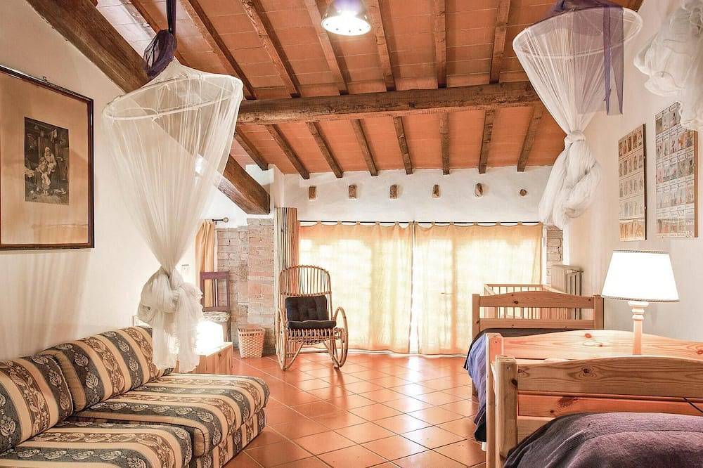 Gorgeous home in Montespertoli Fi in Montespertoli, Chianti