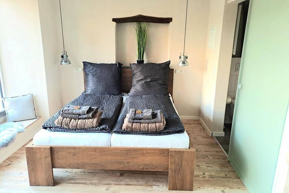 Ganze Wohnung, 1-Bett-Appartement Nr. 3 - Gästehaus am Viehmarkt in Hillesheim, Vulkaneifel