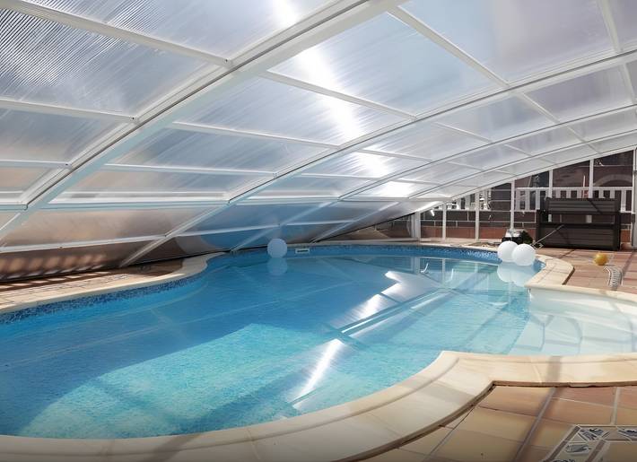 Hel lejlighed, Studio with Terrace and Pool in Miengo, Cantabrian Coast