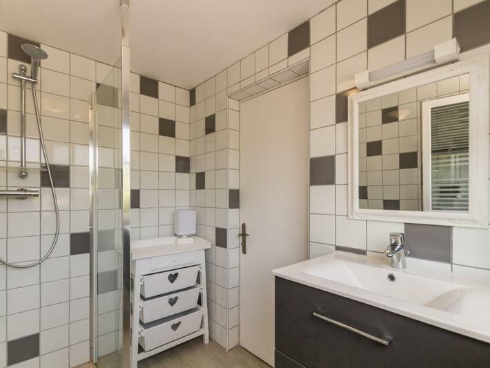 Gîte pour 5 personnes, avec jardin, animaux acceptés à Montaigu-la-Brisette - 4