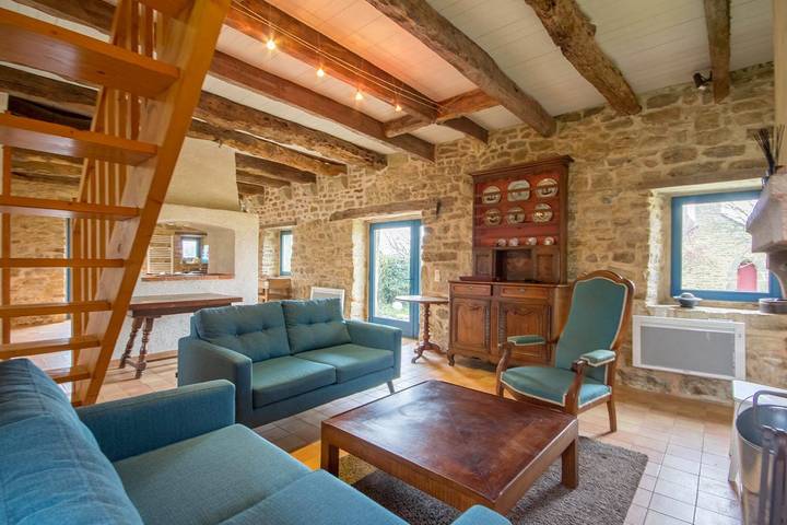 Gîte pour 8 personnes, avec Terrasse et Jardin à Séné