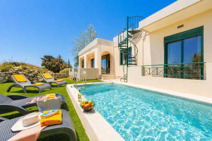 Location de vacances pour 6 personnes, avec terrasse dans Vámos