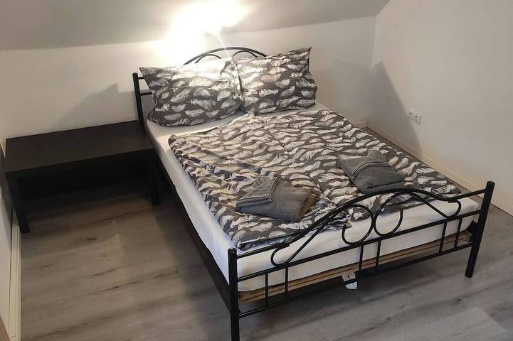 Schnuckeliges Ferienhaus in Seenähe in Weyregg am Attersee, Bezirk Vöcklabruck