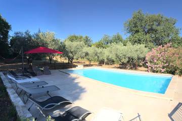 Cottage pour 10 personnes, avec piscine et terrasse dans La Ceze La Roque Sur Ceze