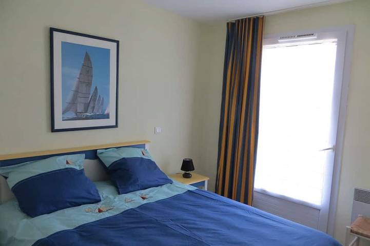 Gîte pour 6 personnes, avec piscine ainsi que terrasse et jardin dans Cap Coz - 2