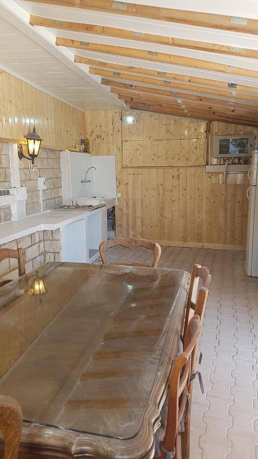 Paisible Chalet 5 personnes maxi en option 8 pers Spa in Ardèche