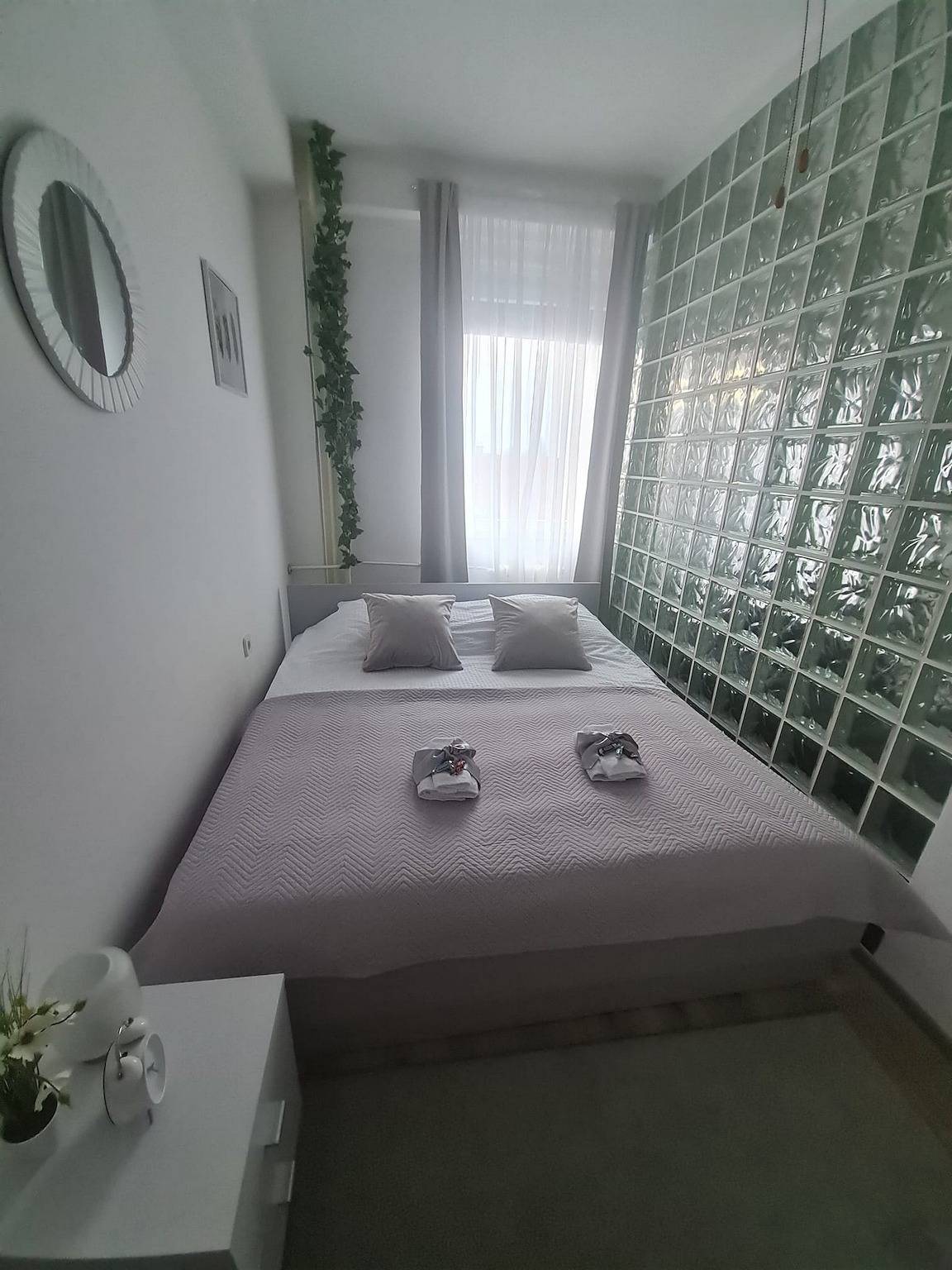Ganze Wohnung, Ferienwohnung für 3 Personen mit Balkon in Osijek, Osijek-Baranja
