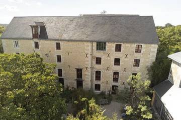 Gîte pour 25 personnes, avec piscine et jardin à Mauzé-sur-le-Mignon