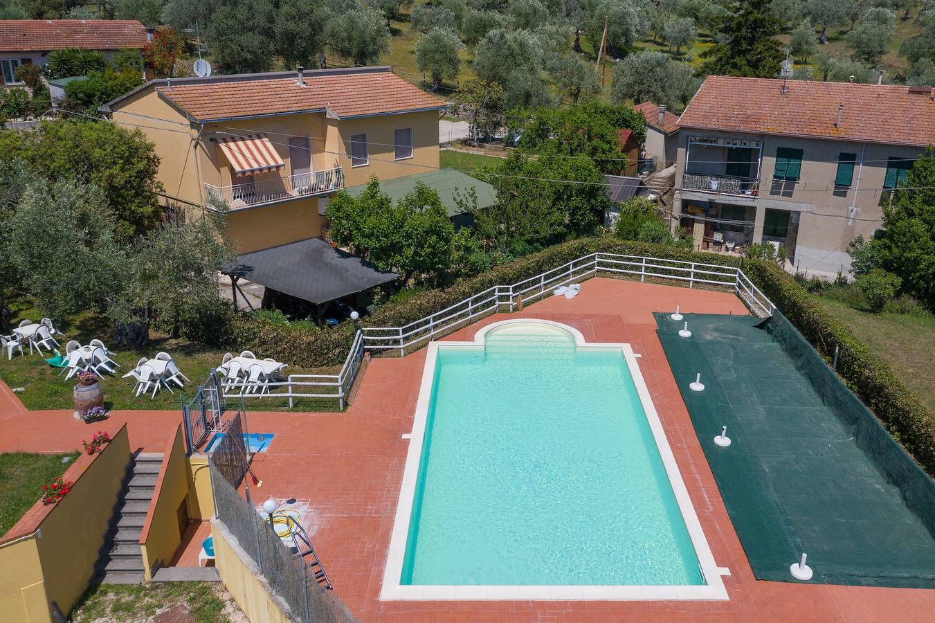 Ganze Wohnung, Ferienwohnung "Bilocale Canaiolo" mit Terrasse, Gemeinschaftspool und Wlan in Suvereto, Etruskische Küste