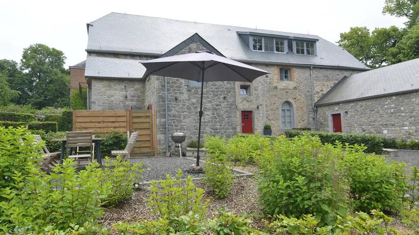 Location de vacances pour 8 personnes, avec jardin ainsi que piscine et sauna dans Région de Namur - 2