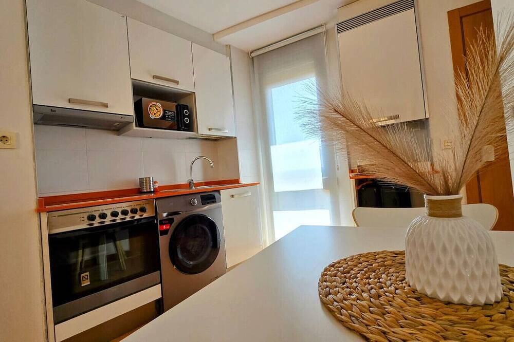 Apartamento entero, Discover Trazona from This Central & Peaceful Flat in Tarazona, Provincia de Zaragoza