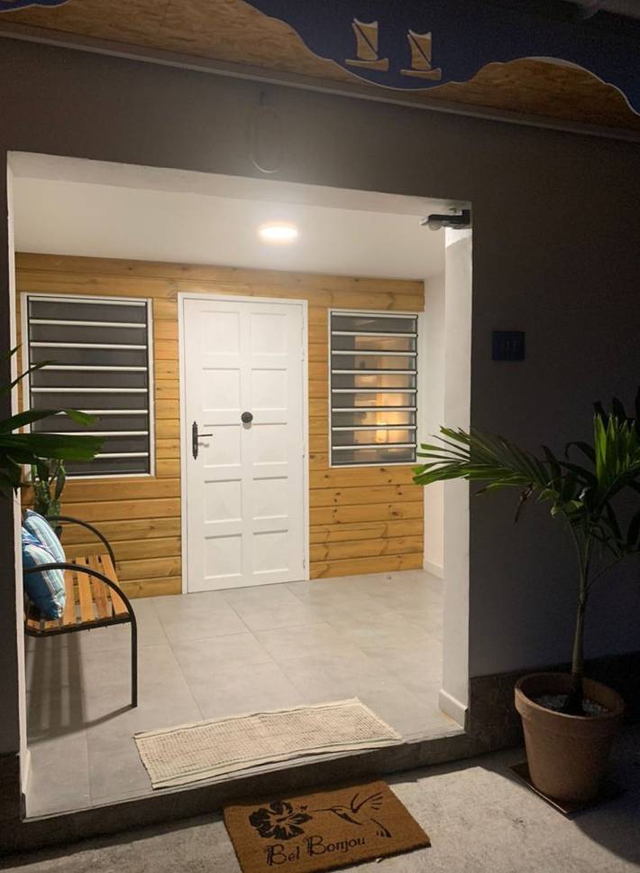 Gîte pour 4 personnes, avec terrasse dans Fort-de-France - 2