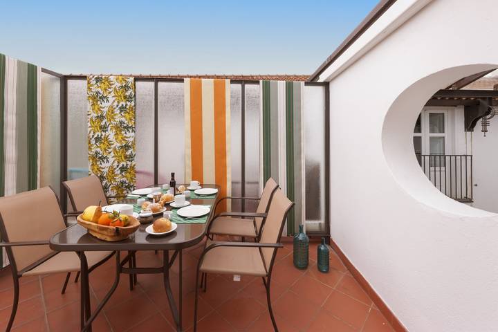 Apartamento entero, Amore Rentals - Appartamento Domus Felix in Piazza Tasso in Sorrento, Sorrento Coast