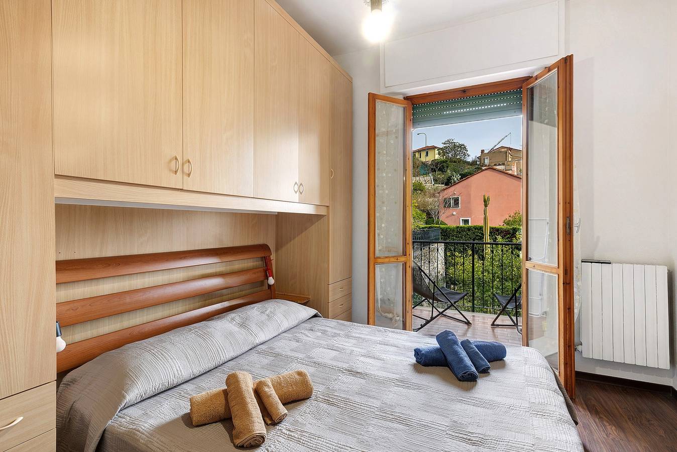 Apartamento entero, Apartamento Bilocale sul Borgo con balcones y Wi-Fi in Finale Ligure, Finale Ligure Municipio