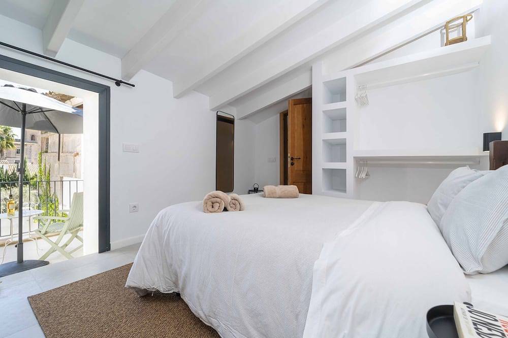 Townhouse Helen House by Homevillas360 in Porreres, South Majorca