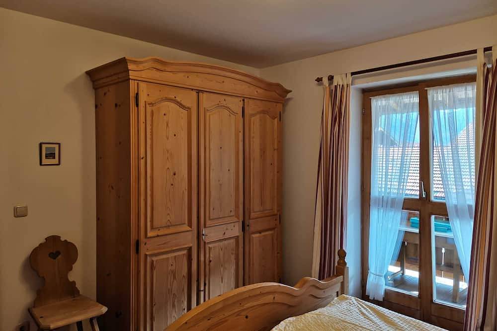Entire apartment, Apartment 2 - Apartments Haus Leis, Kreuth-Enterbach in Kreuth, Bavarian Alps