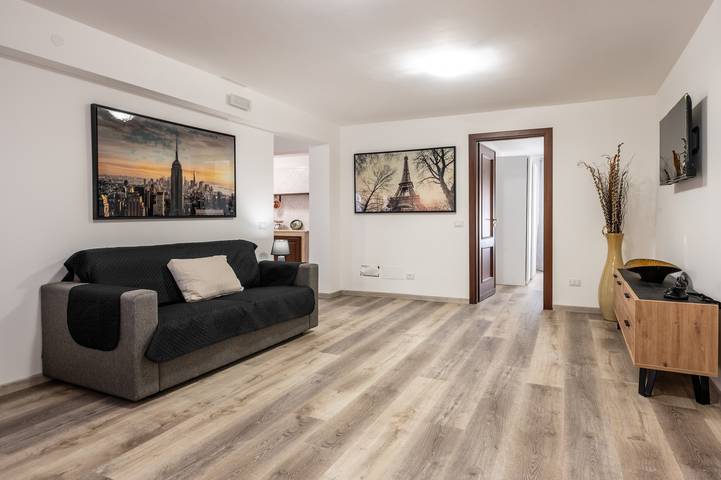 Ganze Wohnung, Villa 'Carola Piano Terra' mit Gemeinschaftspool, Wlan und Klimaanlage in Torre Colonna-Sperone, Altavilla Milicia