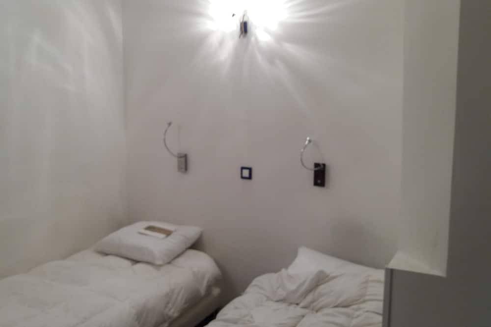 Entire apartment, Apartment 2 Ch near the beach and downtown Houlgate. in Saint-Sauveur-de-la-Mer, Lisieux region