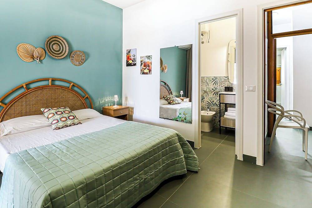 Entire apartment, Tamarè 1 by Casa di Marco in Gallipoli, Gulf of Taranto
