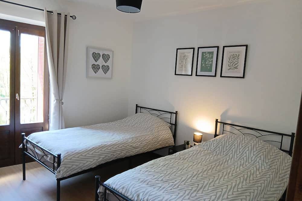 Marvelous 2-bedroom house in Altillac perfect for exploring in Altillac, Tulle region