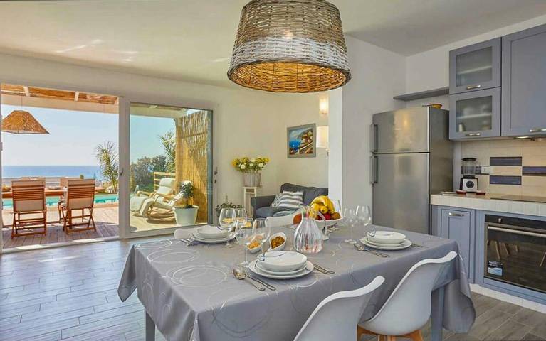 Vous profiterez d'une villa avec piscine et jacuzzi près de Selinunte. in Triscina, Castelvetrano (Commune)