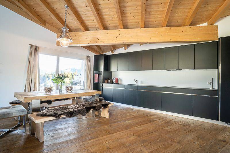 Ganze Wohnung, Die luxuriöse 4.5-Zimmer-Dachwohnung (150 m²) mit Sauna. in Flims-Dorf, Flims