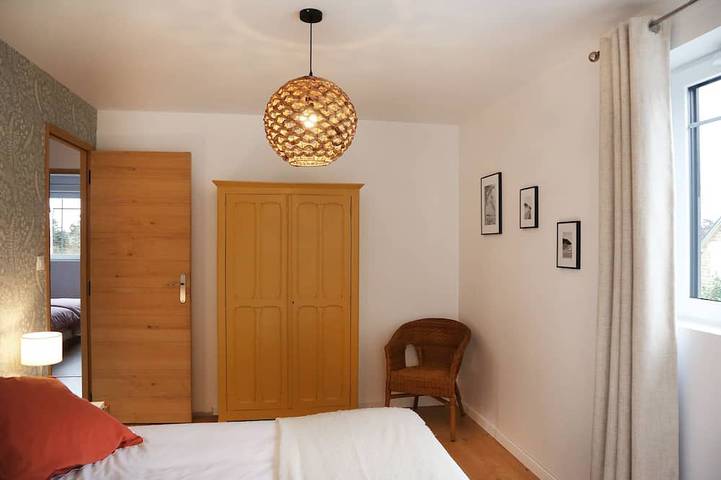 Location de vacances pour 6 personnes, avec jardin et terrasse à Carolles - 4