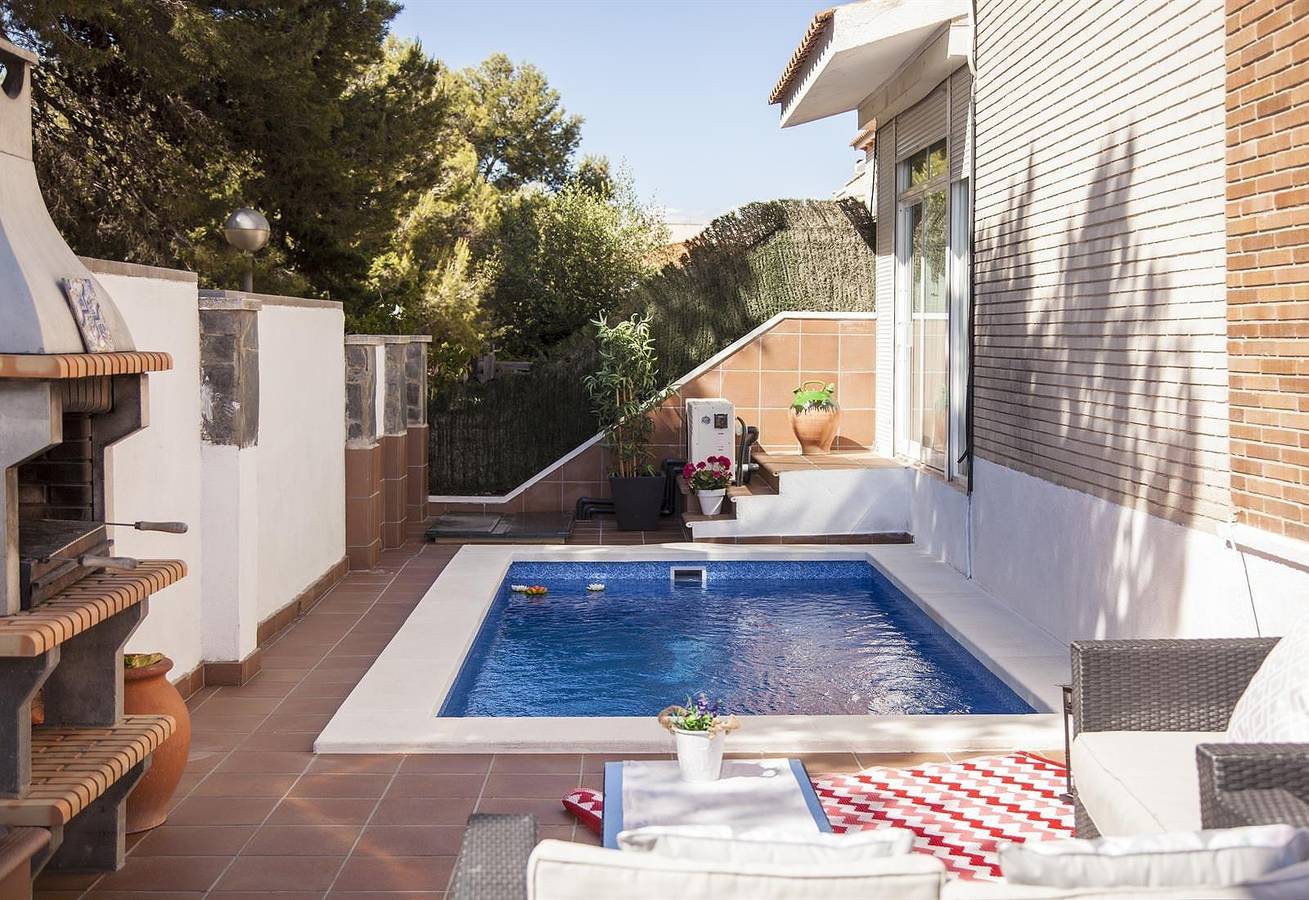 Villa Carmen Sitges,Heated Pool 29º in Sant Pere de Ribes, Garraf