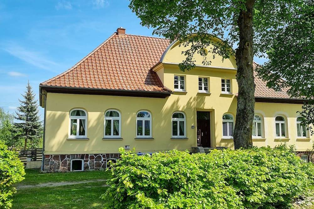 Ganze Wohnung, Gutshaus Neu Necheln - Ferienwohnung in Brüel, Ludwigslust-Parchim
