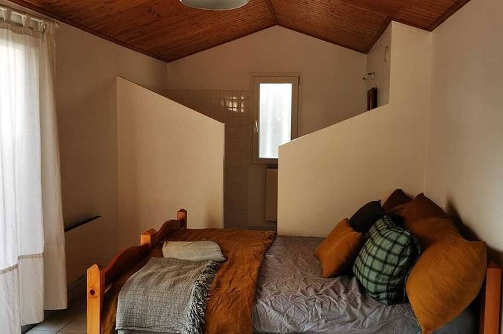 Location de vacances pour 8 personnes, avec jacuzzi dans Office De Tourisme De Saint Hilaire De Riez - 2