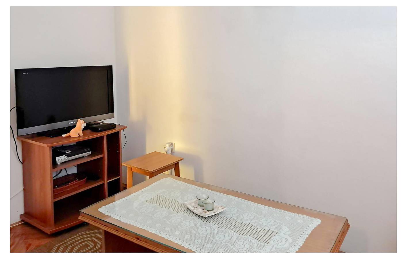 Geheel vakantieappartement, Appartement aan zee met wifi, parkeergelegenheid en keuken in Dramalj – 300 m van het stadscentrum in Dramalj, Primorje-Gorski Kotar