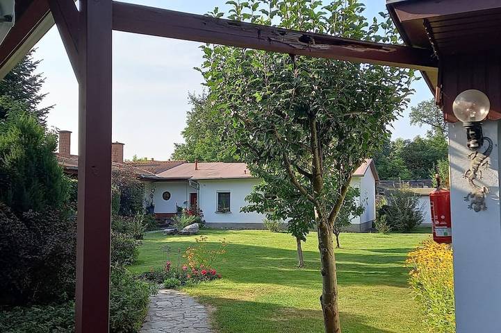 Ferienhaus für 4 Personen, mit Terrasse und Garten in Pirna