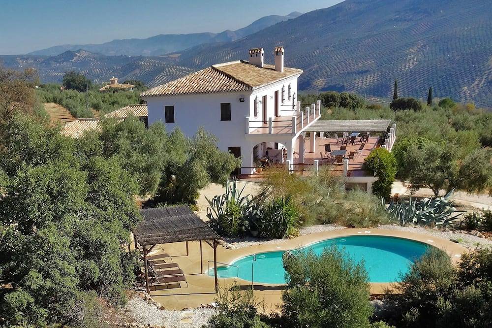 Appartement entier, Appartement avec grande terrasse et vue fantastique in Iznájar, Sierras Subbéticas