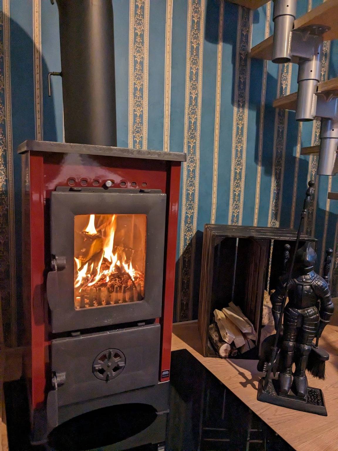 Ganze Ferienwohnung, Altes Häusle am Waschbach-Weinstock in Edenkoben, Südliche Weinstraße