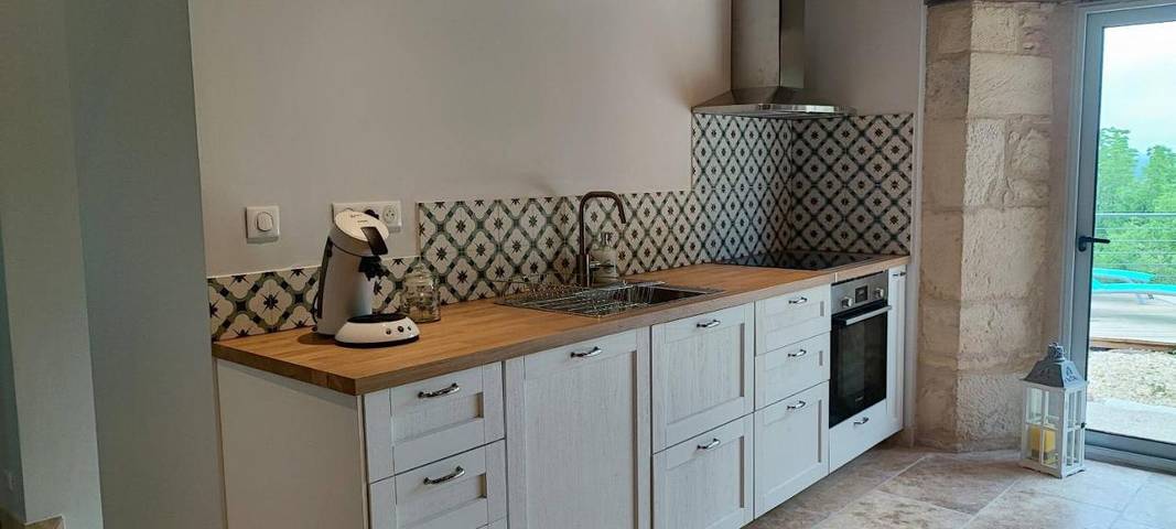 Location de vacances pour 4 personnes, avec jardin et piscine à Badefols-d'Ans - 2