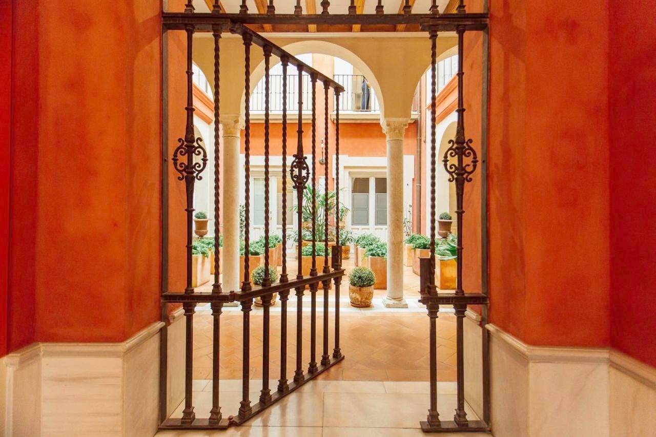 Casa Patio del Siglo Xix in Casco Antiguo, Sevilla