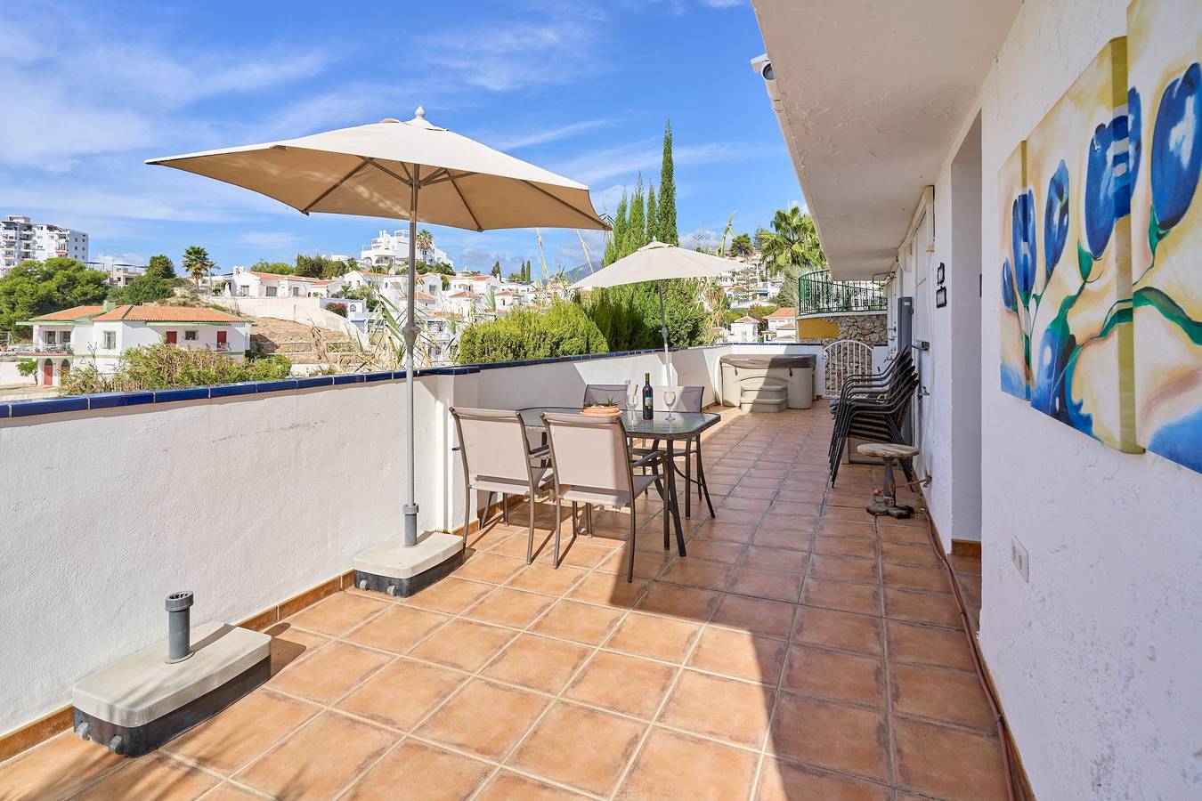 Apartamento inteiro, Apartamento 'Studio Litoral' com vista mar, Wi-Fi e ar condicionado in Playa de Burriana, Nerja
