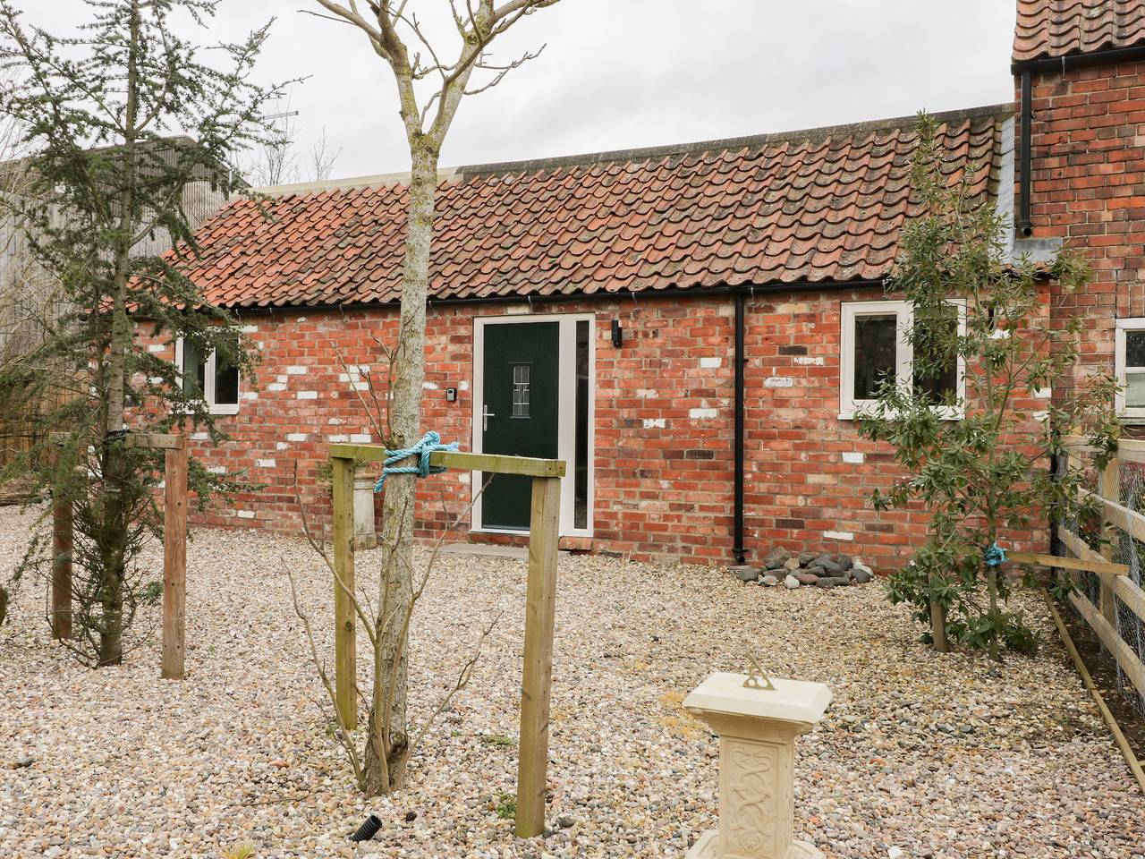 Robin's Nest Cottage in Brandesburton, East Riding of Yorkshire