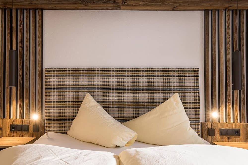 Ganze Wohnung, Appartement Enzian - Appartements Schrambacherhof in Achenkirch, Brandenberger Alpen