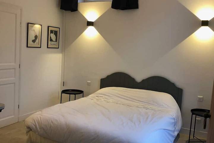 Gîte pour 7 personnes, avec jardin et piscine à Tosny - 2