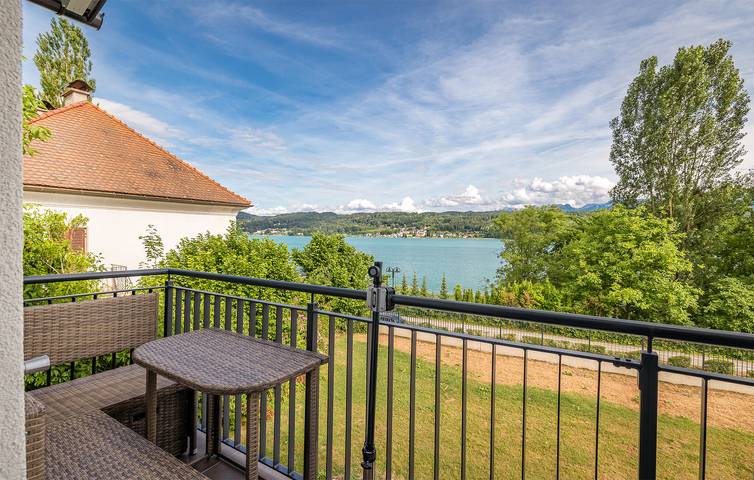 Ganze Ferienwohnung, Gemütliche 2-Zimmer-Wohnung in der Nähe von Velden am Wörthersee und am Strand in Velden am Wörther See, Villach-Land