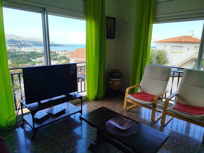Ferienwohnung für 7 Personen, mit Balkon in Llanca