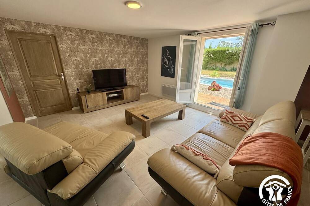 Les 3 Tours - 2 - Roullens in Roullens, Carcassonne region