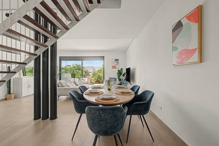 Ferienhaus 'Great Townhouse Close To The Beach' mit Meerblick, WLAN und Klimaanlage in Manilva, Málaga Provinz