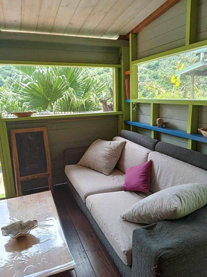 Gîte pour 4 personnes, avec jardin et vue, animaux acceptés à Païta - 3