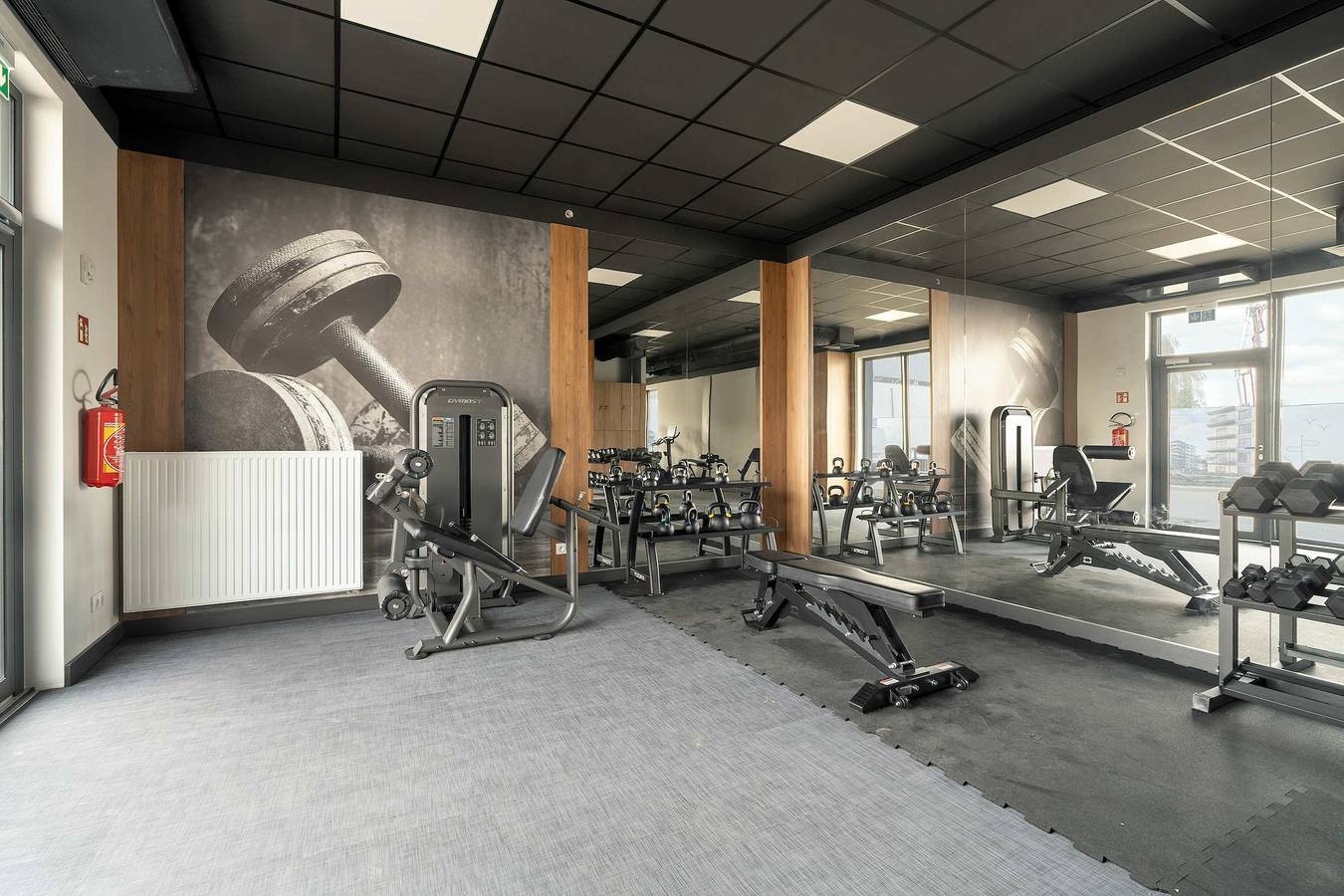 Ganze Wohnung, Bright Apartment with Balcony | Gym and Parking in Posen, Großpolen