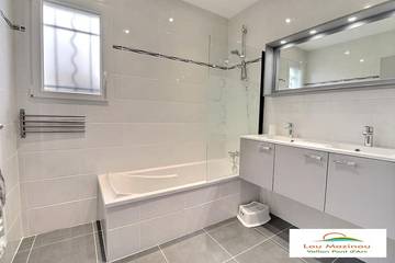 Villa pour 6 Personnes dans Vallon-Pont-d'Arc, Ardèche, Photo 4