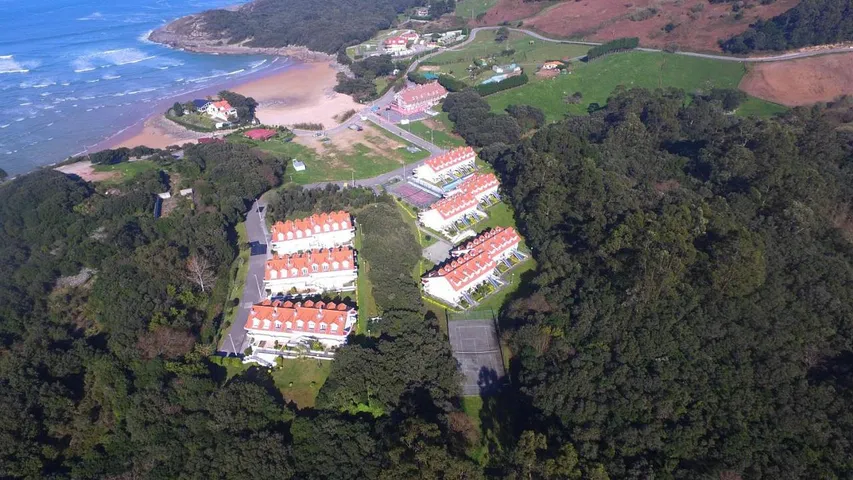 Apartamento de vacaciones para 5 personas, con piscina y terraza - 1